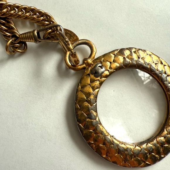 CHANEL Gold Twisted Chain Necklace - Picture 6 of 10